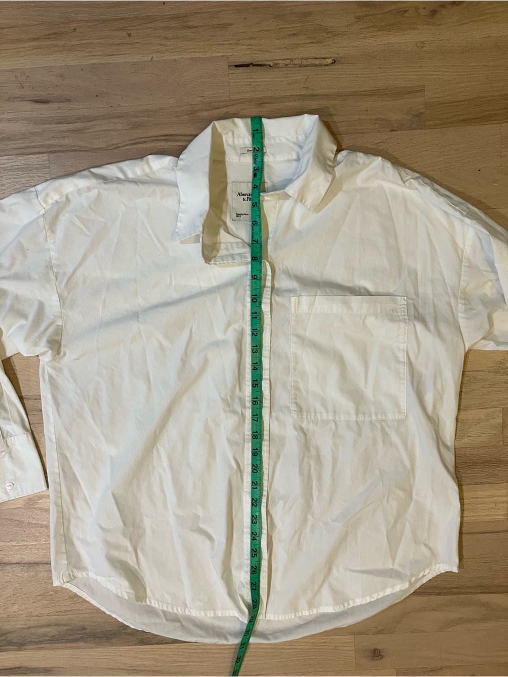 Abercrombie & Fitch Oversized White Long-Sleeve Button-Up Shirt - Picture 4 of 5